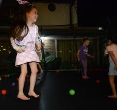 Foto de la galería: Los 5 años de Regina Victoria Nielsen: toda la alegría y diversión en una tarde de juegos y muchos amigos