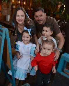 Foto de la galería: Los 5 años de Regina Victoria Nielsen: toda la alegría y diversión en una tarde de juegos y muchos amigos