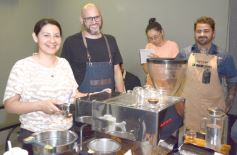 Sixto Fotografías. Sociedad. Varios - Con Cafetos y otras vueltas, se va la primera quincena y sigue el mes activo en la ciudad