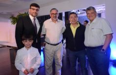 Foto de la galería: Servando Menor S.A presentó en Posadas los modelos de la nueva gama híbrida de Renault, la Koleos y el Arkana