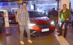 Foto de la galería: Servando Menor S.A presentó en Posadas los modelos de la nueva gama híbrida de Renault, la Koleos y el Arkana
