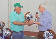Foto de la galería: A las glorias del fútbol misionero: reencuentro, distinciones y emoción en el homenaje que tuvieron por su día