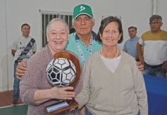Foto de la galería: A las glorias del fútbol misionero: reencuentro, distinciones y emoción en el homenaje que tuvieron por su día