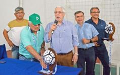 Foto de la galería: A las glorias del fútbol misionero: reencuentro, distinciones y emoción en el homenaje que tuvieron por su día