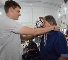 Foto de la galería: A las glorias del fútbol misionero: reencuentro, distinciones y emoción en el homenaje que tuvieron por su día
