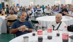 Foto de la galería: A las glorias del fútbol misionero: reencuentro, distinciones y emoción en el homenaje que tuvieron por su día