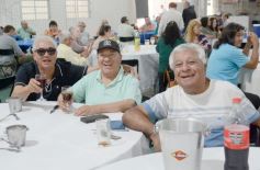 Foto de la galería: A las glorias del fútbol misionero: reencuentro, distinciones y emoción en el homenaje que tuvieron por su día