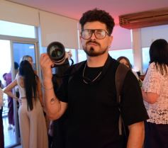 Foto de la galería: Boutique Encantos puso cita con la celebración y solidaridad compartiendo sus 15 años junto a la moda en la ciudad