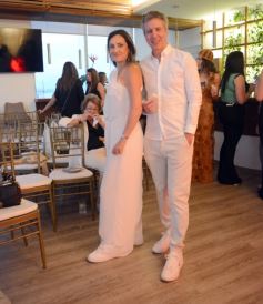 Foto de la galería: Boutique Encantos puso cita con la celebración y solidaridad compartiendo sus 15 años junto a la moda en la ciudad