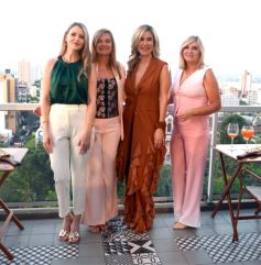 Foto de la galería: Boutique Encantos puso cita con la celebración y solidaridad compartiendo sus 15 años junto a la moda en la ciudad