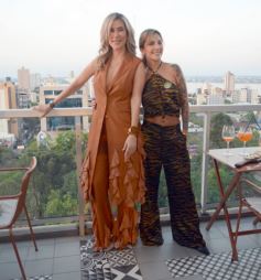 Foto de la galería: Boutique Encantos puso cita con la celebración y solidaridad compartiendo sus 15 años junto a la moda en la ciudad