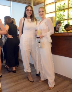 Foto de la galería: Boutique Encantos puso cita con la celebración y solidaridad compartiendo sus 15 años junto a la moda en la ciudad