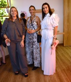 Foto de la galería: Boutique Encantos puso cita con la celebración y solidaridad compartiendo sus 15 años junto a la moda en la ciudad