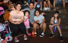 Foto de la galería: La Renovación llamó a acompañar con el voto al compromiso, gestión y misionerismo en el cierre de campaña en Posadas