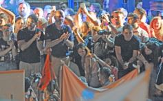 Foto de la galería: La Renovación llamó a acompañar con el voto al compromiso, gestión y misionerismo en el cierre de campaña en Posadas