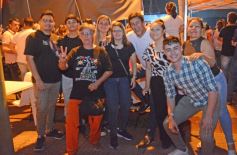 Foto de la galería: La Renovación llamó a acompañar con el voto al compromiso, gestión y misionerismo en el cierre de campaña en Posadas