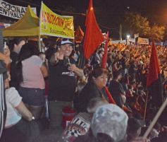 Foto de la galería: La Renovación llamó a acompañar con el voto al compromiso, gestión y misionerismo en el cierre de campaña en Posadas