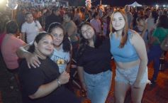 Foto de la galería: La Renovación llamó a acompañar con el voto al compromiso, gestión y misionerismo en el cierre de campaña en Posadas