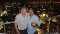 Foto de la galería: Vinos, cata y mucho disfrute: parte de la experiencia que dejó Bastardo Wine en el Rooftop del Hotel Continental