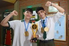 Foto de la galería: Reconocimiento a la dedicación y futuro profesional en el Instituto Superior Combate Mbororé de Posadas