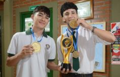 Foto de la galería: Reconocimiento a la dedicación y futuro profesional en el Instituto Superior Combate Mbororé de Posadas