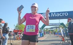 Foto de la galería: Maratón Rosa 2025 por la concientización y prevención del cáncer de mamas