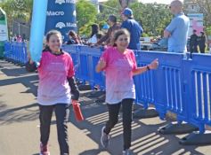 Foto de la galería: Maratón Rosa 2025 por la concientización y prevención del cáncer de mamas