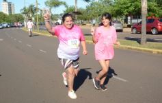 Foto de la galería: Maratón Rosa 2025 por la concientización y prevención del cáncer de mamas