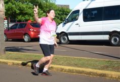 Foto de la galería: Maratón Rosa 2025 por la concientización y prevención del cáncer de mamas