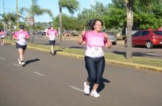 Foto de la galería: Maratón Rosa 2025 por la concientización y prevención del cáncer de mamas