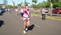 Foto de la galería: Maratón Rosa 2025 por la concientización y prevención del cáncer de mamas