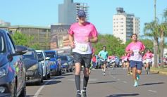 Foto de la galería: Maratón Rosa 2025 por la concientización y prevención del cáncer de mamas
