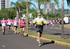 Foto de la galería: Maratón Rosa 2025 por la concientización y prevención del cáncer de mamas