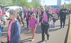 Foto de la galería: Maratón Rosa 2025 por la concientización y prevención del cáncer de mamas