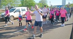 Foto de la galería: Maratón Rosa 2025 por la concientización y prevención del cáncer de mamas