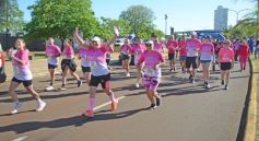 Foto de la galería: Maratón Rosa 2025 por la concientización y prevención del cáncer de mamas