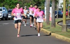 Foto de la galería: Maratón Rosa 2025 por la concientización y prevención del cáncer de mamas