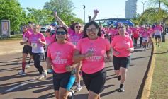 Foto de la galería: Maratón Rosa 2025 por la concientización y prevención del cáncer de mamas