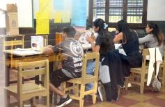 Foto de la galería: Legislativas 2025: en Misiones y en el país se votó por primera vez con la Boleta Única de Papel (BUP)