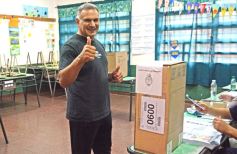 Foto de la galería: Legislativas 2025: en Misiones y en el país se votó por primera vez con la Boleta Única de Papel (BUP)