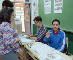 Foto de la galería: Legislativas 2025: en Misiones y en el país se votó por primera vez con la Boleta Única de Papel (BUP)