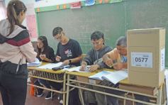 Foto de la galería: Legislativas 2025: en Misiones y en el país se votó por primera vez con la Boleta Única de Papel (BUP)