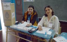 Foto de la galería: Legislativas 2025: en Misiones y en el país se votó por primera vez con la Boleta Única de Papel (BUP)