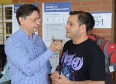 Foto de la galería: Legislativas 2025: en Misiones y en el país se votó por primera vez con la Boleta Única de Papel (BUP)