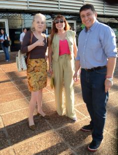 Foto de la galería: Entrega oficial de diplomas a Diputados electos en el Teatro Prosa del Parque del Conocimiento