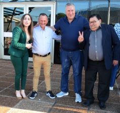 Foto de la galería: Entrega oficial de diplomas a Diputados electos en el Teatro Prosa del Parque del Conocimiento