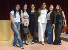 Foto de la galería: Entrega oficial de diplomas a Diputados electos en el Teatro Prosa del Parque del Conocimiento