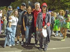 Foto de la galería: Ritmo, brillo y emoción en el cierre de la primera noche del Show de Scolas en La Cascada 