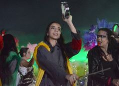 Foto de la galería: Ritmo, brillo y emoción en el cierre de la primera noche del Show de Scolas en La Cascada 