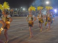Foto de la galería: Ritmo, brillo y emoción en el cierre de la primera noche del Show de Scolas en La Cascada 